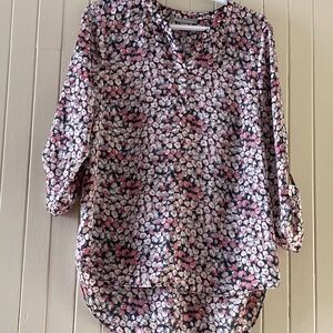 🍄 2/12$ Pink and Cream Floral Blouse - M - Daniel Rainn